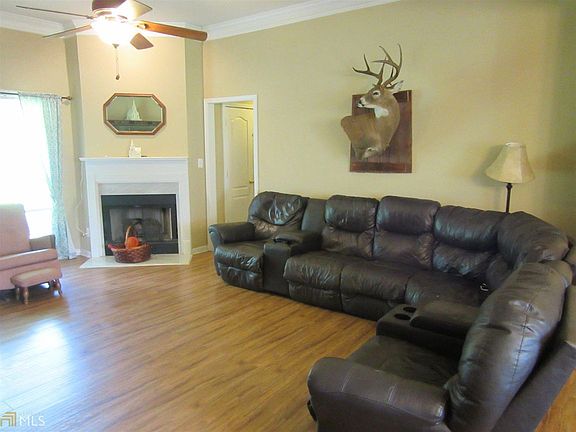 5th image of 151 Brookhaven Ln