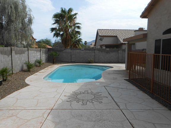 3rd image of 8054 N Wildomar Dr