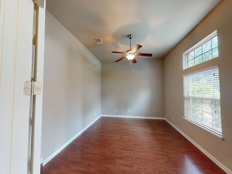 5705 Lipan Apache Bnd — Photo 4