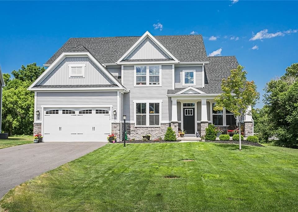 1st image of 71 Stoneledge Way