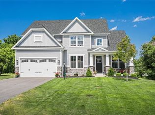 71 Stoneledge Way, Penfield, NY 14526