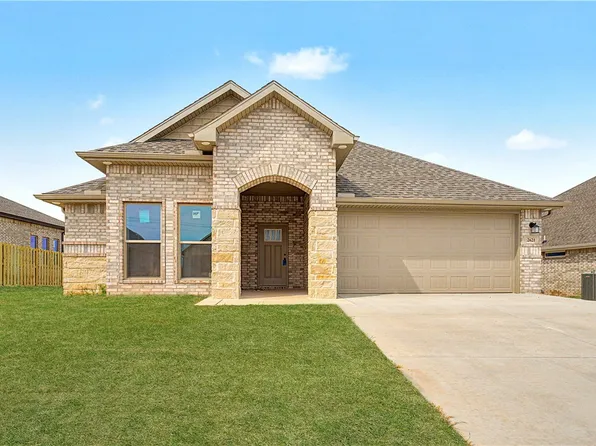 2621 Elstar Ct, Centerton, AR 72712