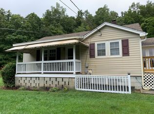 5851 Kathryn Dr, Roanoke, VA 24014