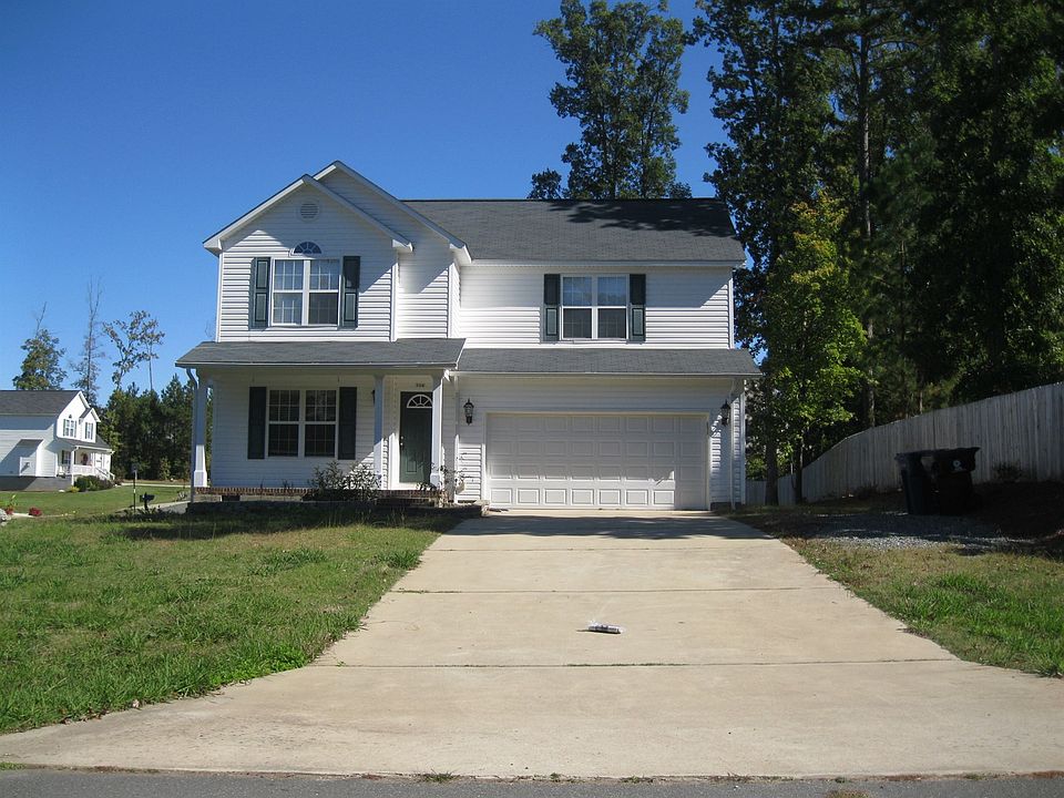 1st image of 904 Woodyhill Ln