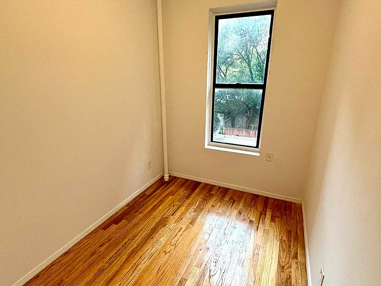 11 Avenue D #11 — Photo 7
