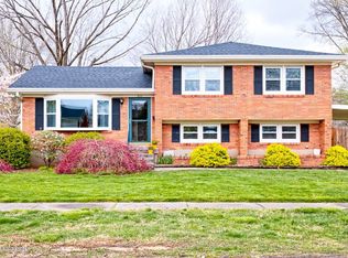 3111 Kaye Lawn Dr, Louisville, KY 40220
