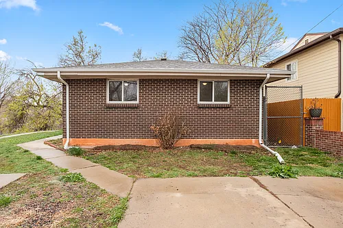 1227 Raleigh St Photo 1