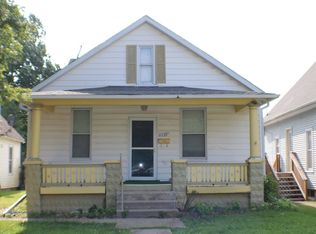 1135 N Patton St, Springfield, IL 62702