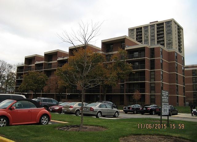 1st image of 2941 S Michigan Ave APT 201