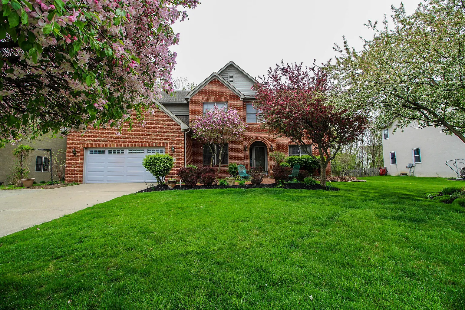 682 Bay Dr photo 1