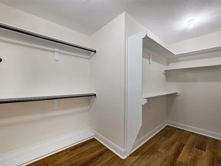 410 Hi Cir W — Photo 19