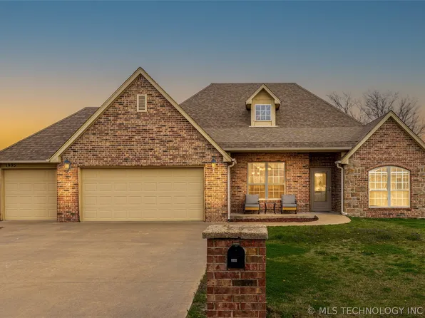 1995 Graham Pl, Pryor, OK 74361
