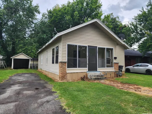 703 W Woodruff Ave, Searcy, AR 72143