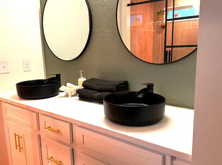 913 W La Rua St — Photo 20