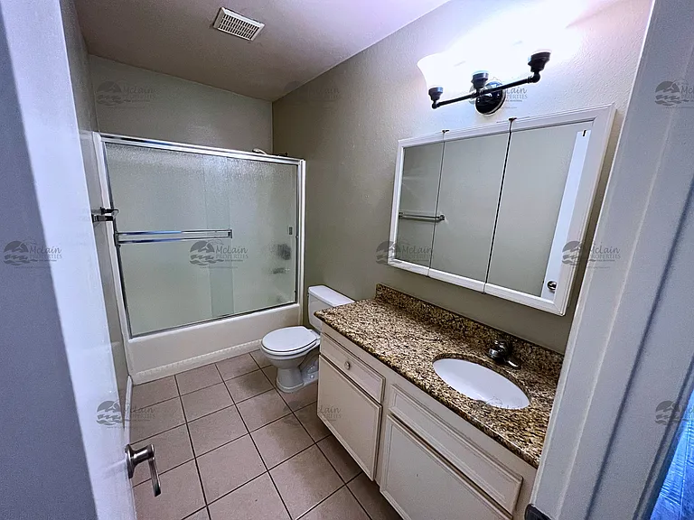 615 Vine St #30 — Photo 16