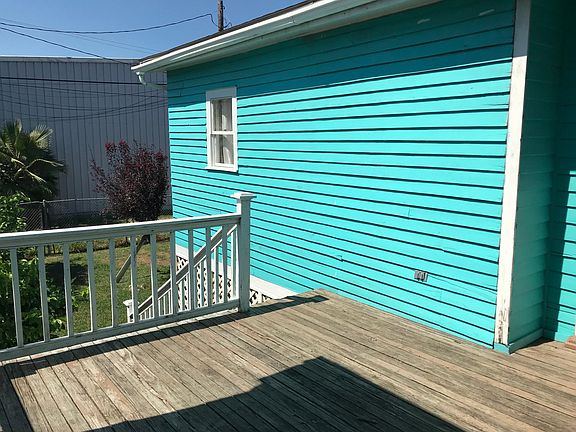 2nd image of 1508 Mechanic St