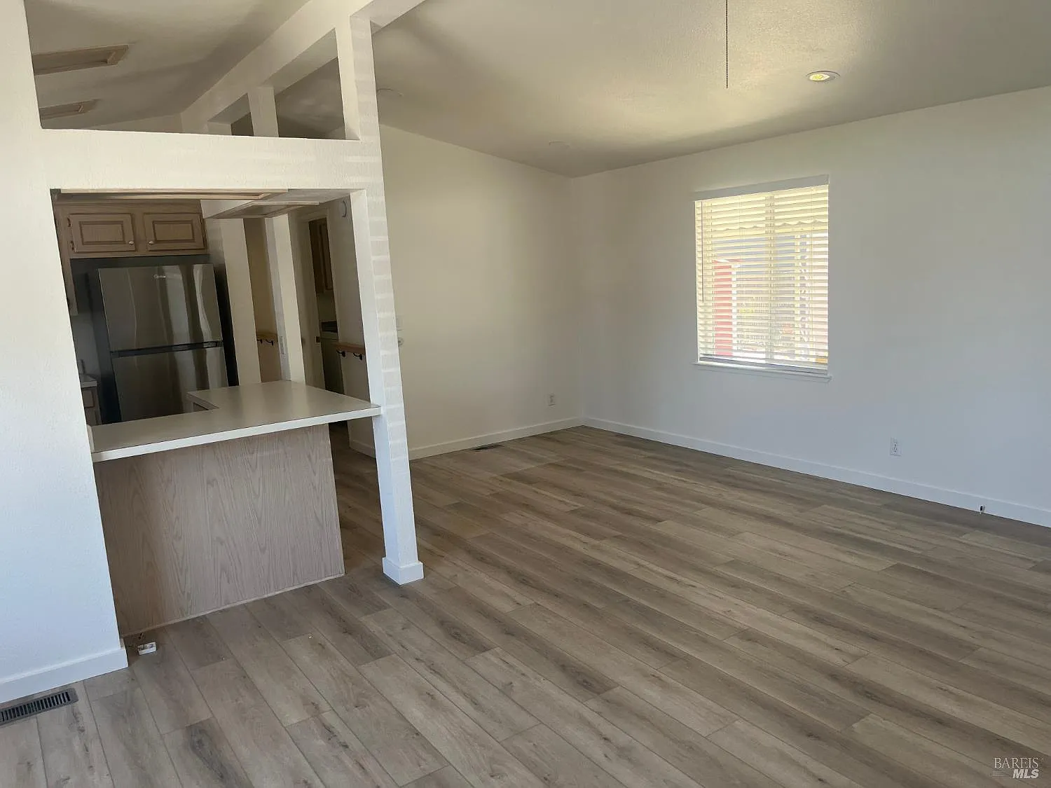 324 Aileen Avenue - Photo 4