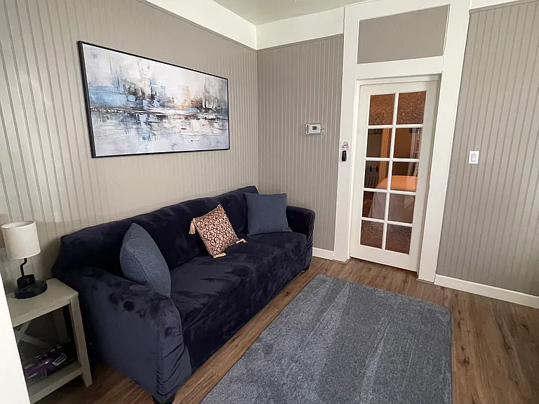 230 W Myrtle St #A — Photo 16