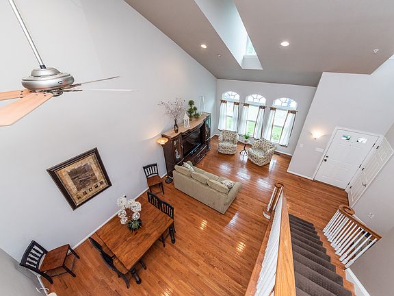 4th image of 1176 Tuscany Ln