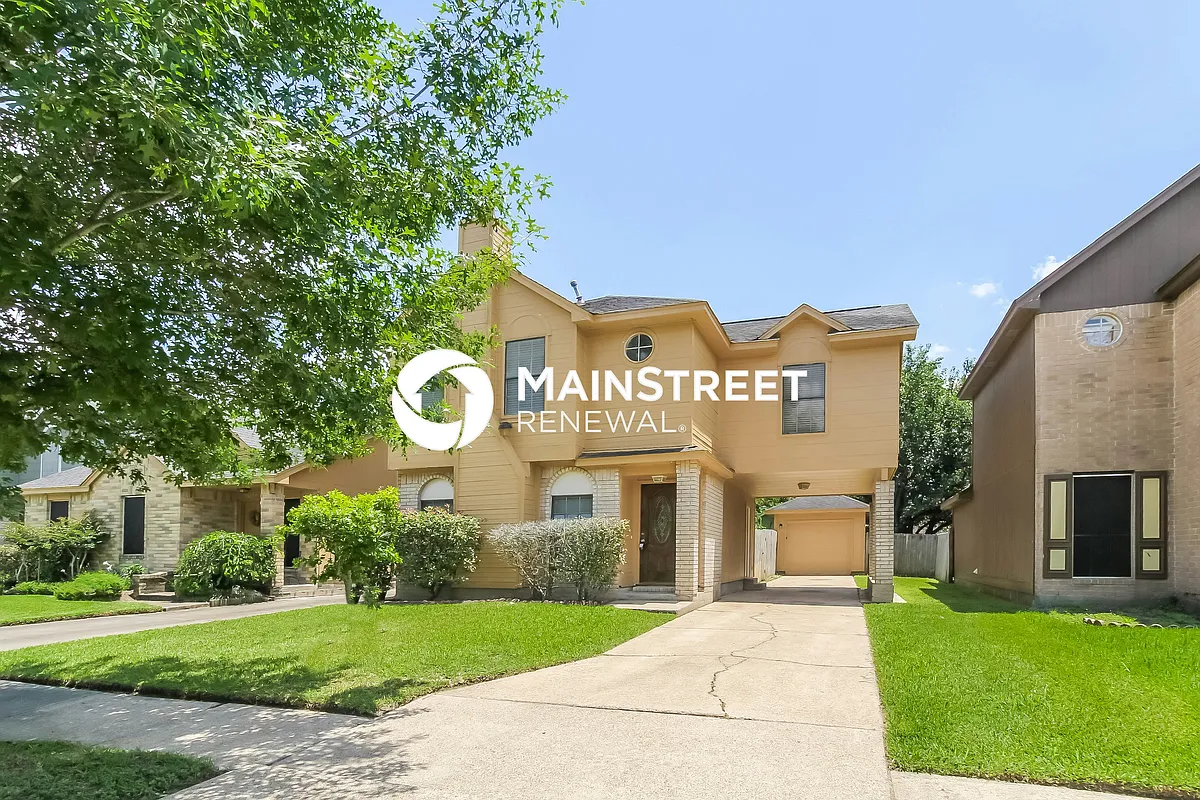 Front View - 16107 Diamond Ridge Dr