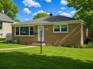 2311 Lake St, Evanston, IL 60201