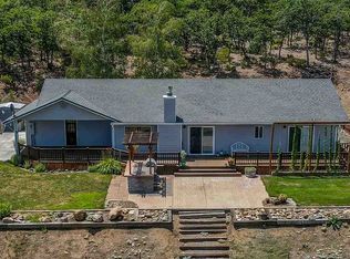 2435 Oak Valley Dr, Yreka, CA 96097