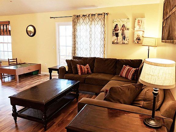 3rd image of 4661 N Shadow Wood Dr