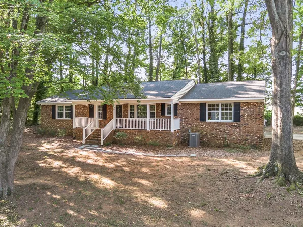3905 Waterton Rd, Summerfield, NC 27358