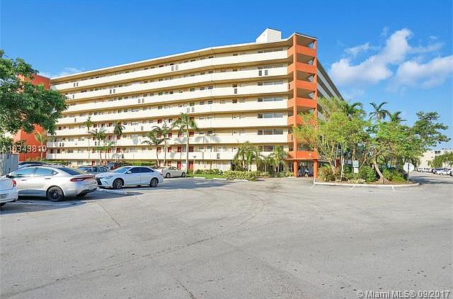 1st image of 1750 NE 191st St #2041