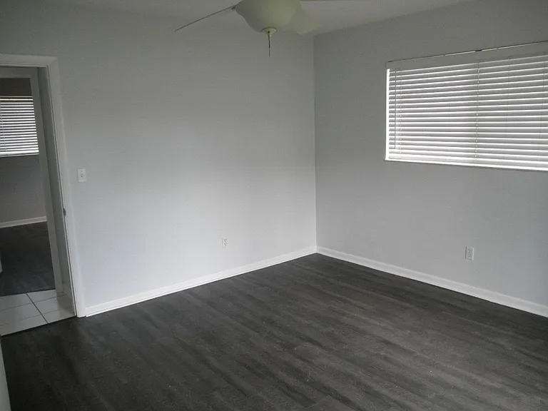 1154 W Camino Real — Photo 21