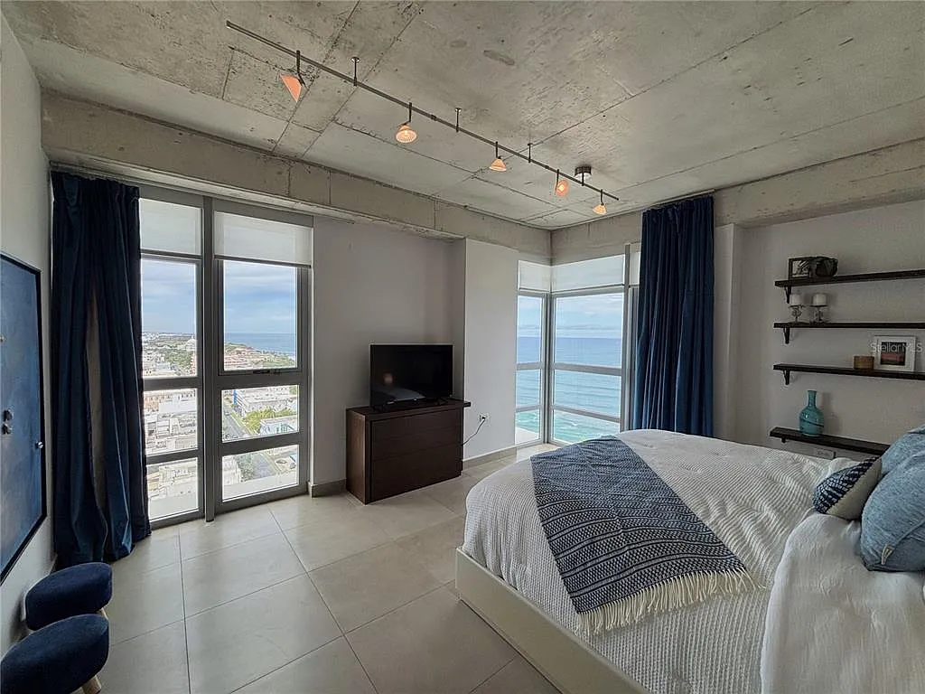 Building Photo - 404 De La Constitucion Ave #1801