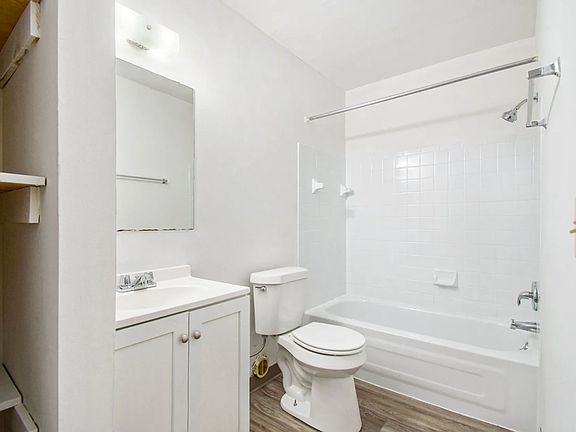 2nd image of 1431-1552 44th St SW #7
