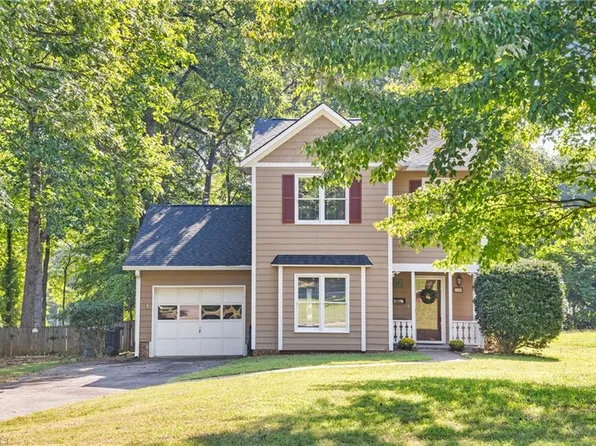 1185 Lamont Dr, Winston Salem, NC 27103