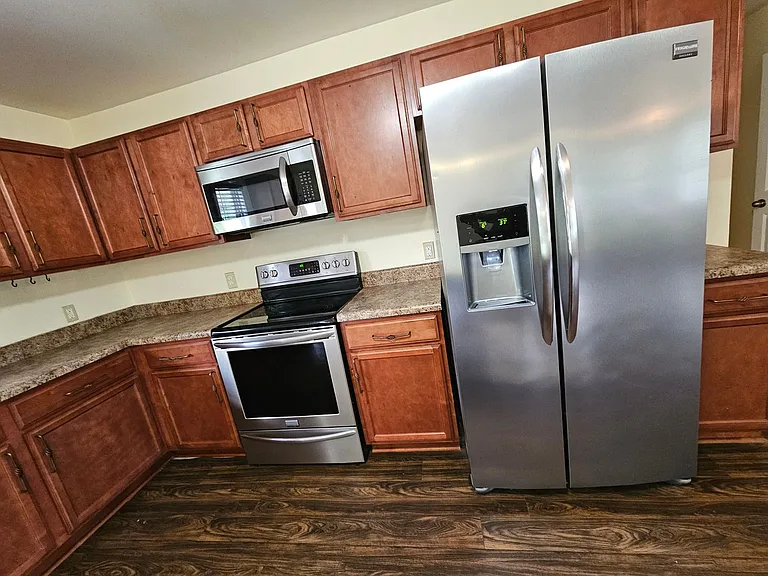 307 Big Tree Ln — Photo 8