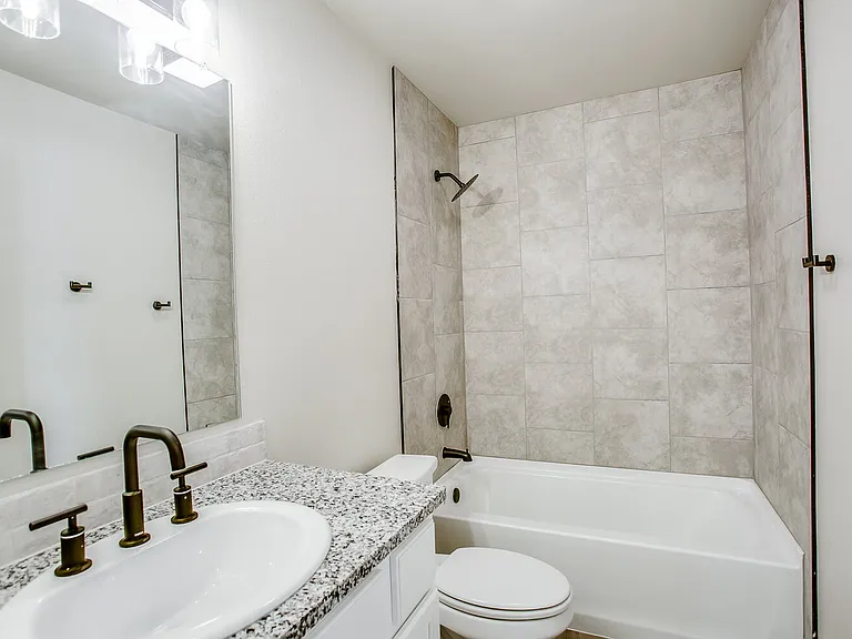 13206 Terrell Ave — Photo 16
