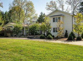 11 Orchard Rd, Charlottesville, VA 22903