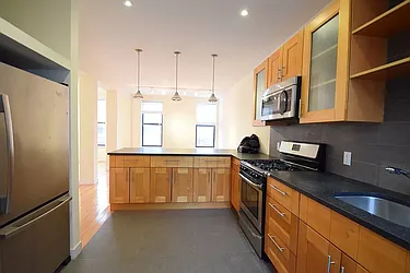 Rented by Rolling Stone Realty LLC