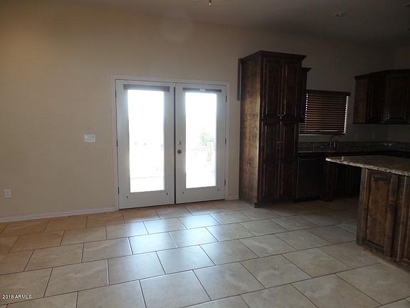 4th image of 3012 E Old Palo Verde Dr
