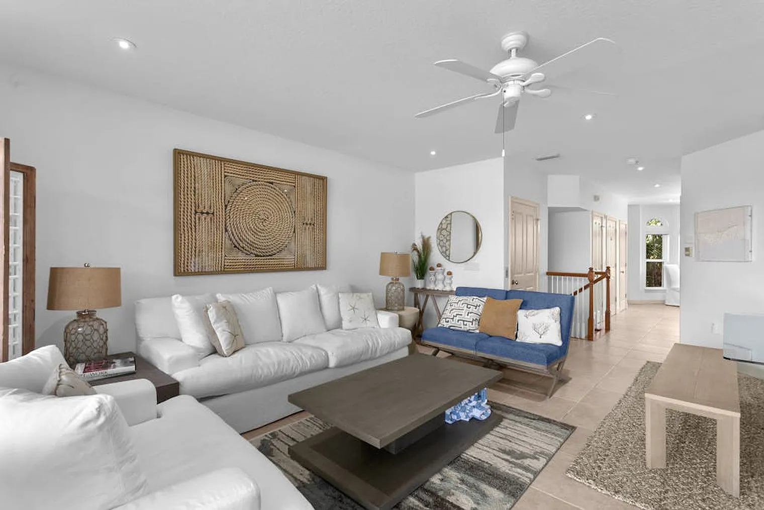 3 bed, 2.0 bath, 1679 sqft, $5,886 — Photo 2