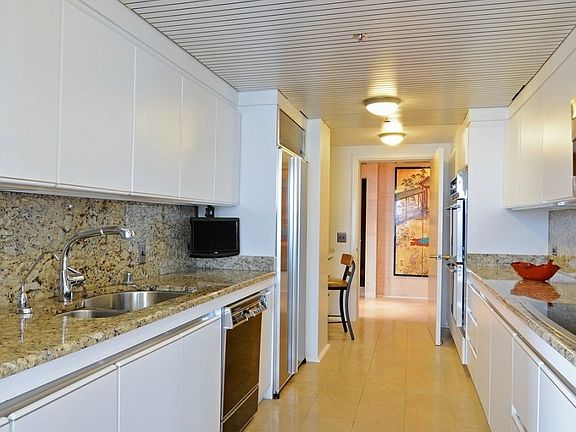 Kitchen Facing West