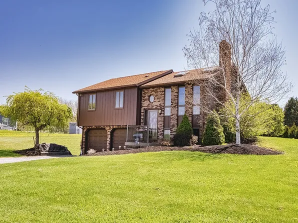 112 Great Belt Rd, Butler, PA 16002