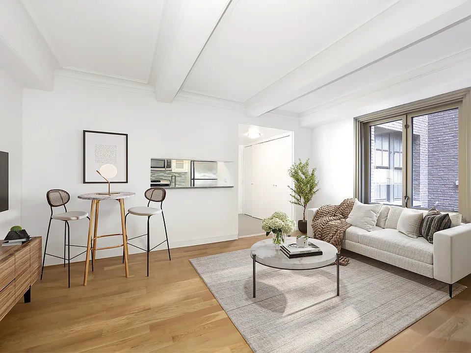 101 W 55th St #203