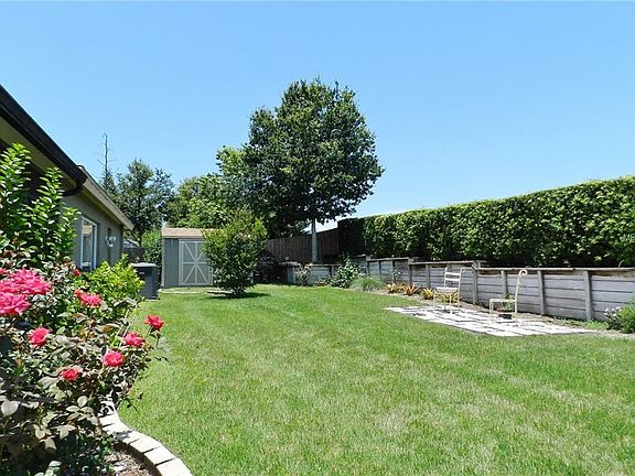 2nd image of 10307 Sedgebrook Dr