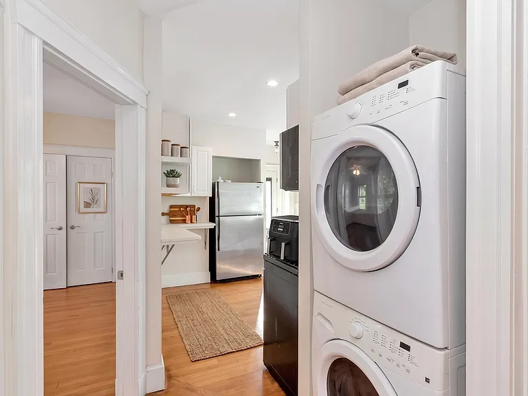 299-301 Alewife Brook Pkwy #3 — Photo 2