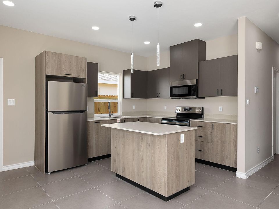 1st image of 5809 Puffin Ave #3
