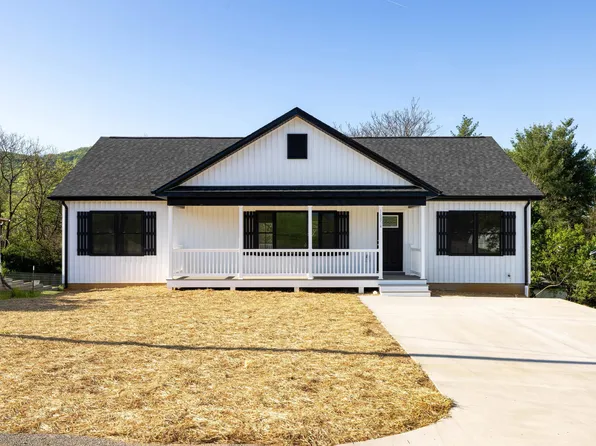 16854 E Summit Ave, Elkton, VA 22827