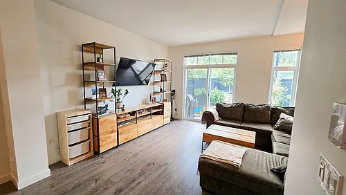 135 Baycrest Ave #3565 Photo 1