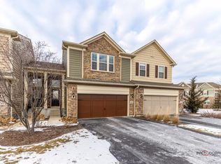 253 Belmont Dr, Lincolnshire, IL 60069