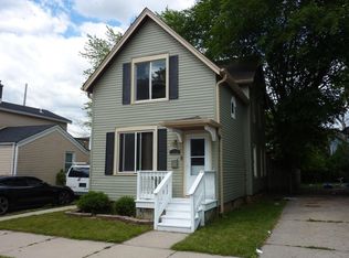 1528 Park Ave, Racine, WI 53403