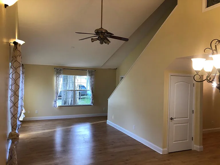 1521 Masters Dr — Photo 17